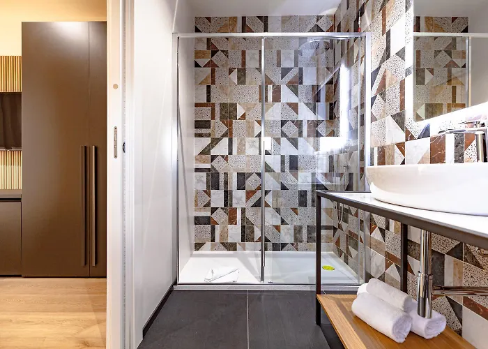 Rh Lifestyle & אולביה